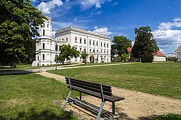Parkansicht Schloss Krobnitz